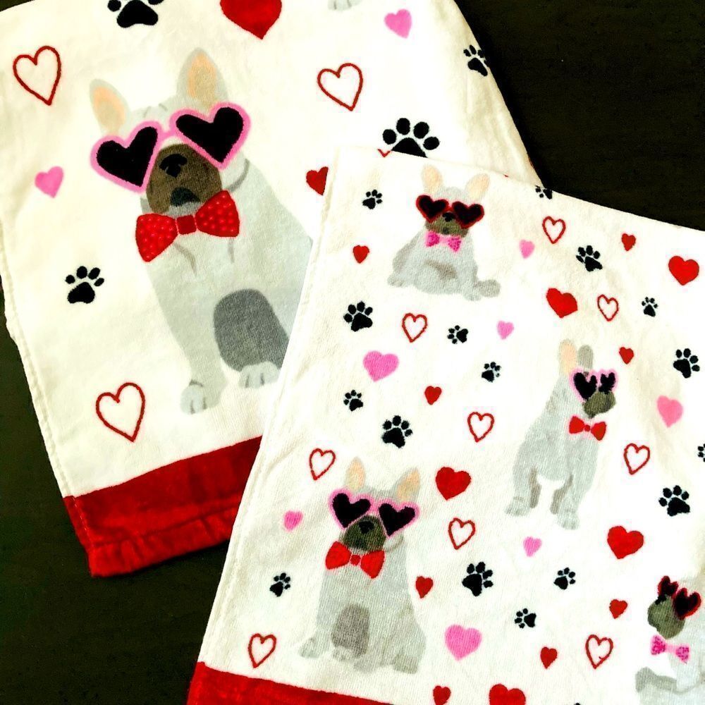 NWT Valentine Frenchie Dog Bath Towel Set